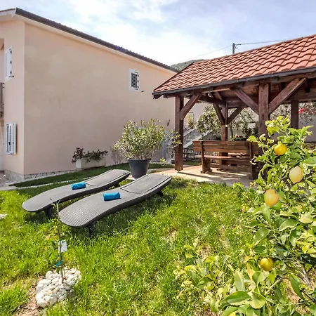 شقة Niki Mit Meerblick By Interhome